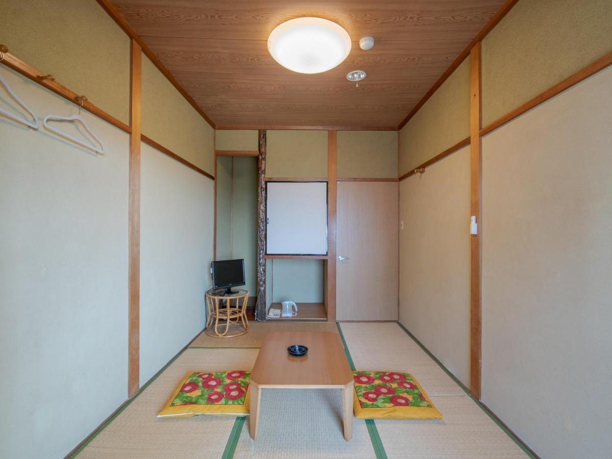 Готель Oyo Ryokan Koijigahama Kuroshio Tahara Irago Екстер'єр фото